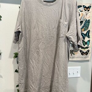 PacSun Light Gray Short Sleeve Tee